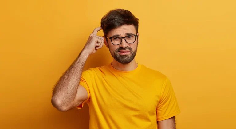 Todo lo que debes saber para escoger el seguro de auto que más te conviene header escoger seguro